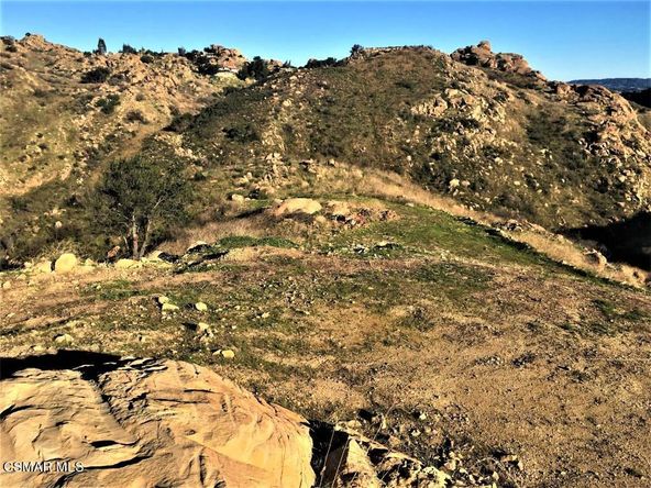 142 Saddlebow Rd, Bell Canyon, CA 91307
